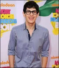 De qui Robbie est-il amoureux en secret ?