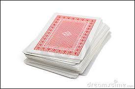 Ce jeu de carte se joue à plusieurs. Chaque joueur pose une carte de son paquet et la personne qui détient la plus grande carte les remporte toutes. Quel est ce jeu ?