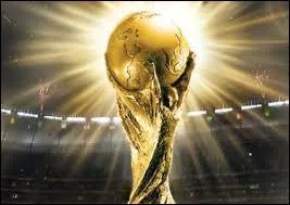 Qui (n')a gagné (que) 2 fois la Coupe du monde ?