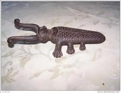 Quel est le nom de cet objet ancien ?