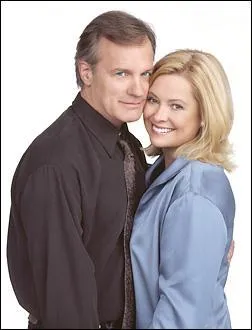 De quelle série sont issus Eric et Annie Camden ?