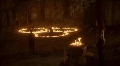 Qui meurt pendant le sacrifice ?