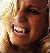 Qui est la première victime de Caroline ?