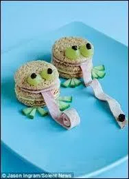 Encore des sandwichs délicieux, mais aussi amusants, grâce à leur longue langue ! Cette langue est faite de ?