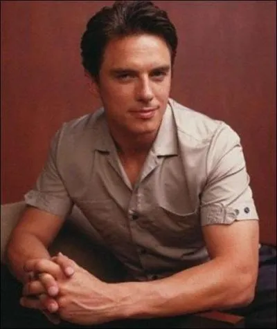 En juillet et août 2010, il présente...