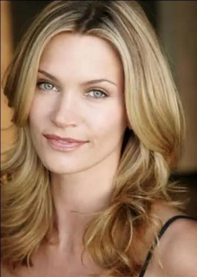 Cette femme c'est bien évidemment...