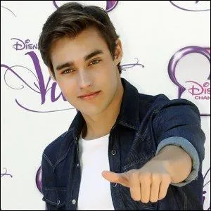 Qui est cette personne de Disney ?