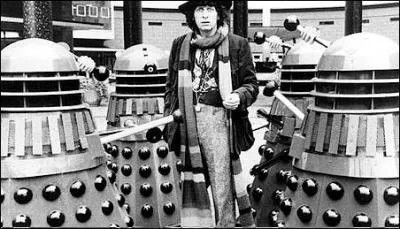 Un combat Dalek contre Cybermen donne quoi ?