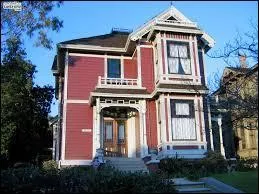 Où habitent les sœurs Halliwell ?