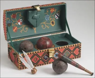 De quelle(s) balle(s) s'occupe l'attrapeur ?