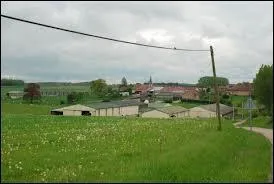 Avec ses 31 habitants, Gondrexon est le plus petit village lorrain de notre canton. Il se situe dans le département ...