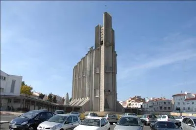 Maintenant vous mangerez bien une part de chabichou, délicieux fromage de chèvre, mais comment dit-on fromage chez moi?