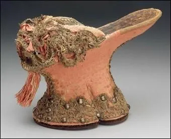 Cet objet nommé "chopine" date du 16e siècle, à quoi servait-il ?