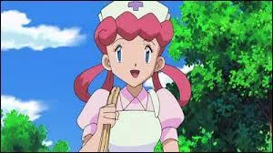 Quel Pokémon accompagne l'infirmière Joëlle à Hoenn ?