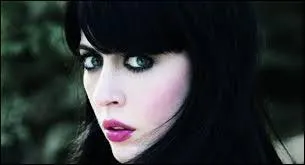 Qui est cette chanteuse ?