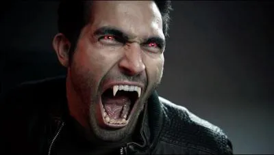 Comment s'appellent les trois personnes que Derek a transformées ?