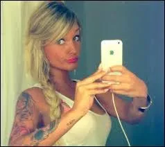 Avec qui Aurélie a-t-elle formé les "Crevettes" ?