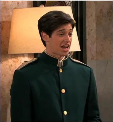 Quel est le prénom du petit ami de Jessie ?