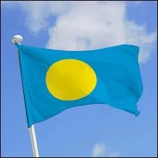 À quel pays appartient ce drapeau ?