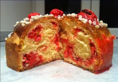 Quel est le nom de cette brioche fourr&eacute;e de pralines ?