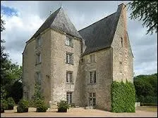 Voici le château de la commune Tourangelle de Saché. Pour le voir, nous devons nous rendre en région ...