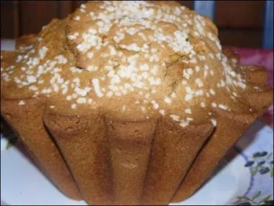 Quelle est cette brioche parfumée à la fleur d'oranger, à la vanille et au rhum ?