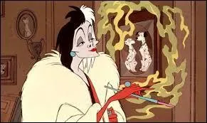 Qui est cette affreuse femme ?