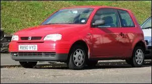 Sur jumelle de la Volkswagen Lupo, cette Seat porte le nom de ou d' ...