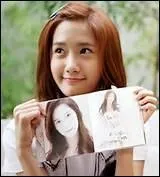 Qui est le plus souvent le centre des SNSD ? ( en photo )