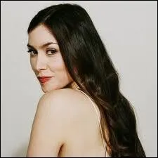 Qui est cette artiste française ?