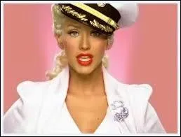 Qui est-elle ? Elle a chanté "Candyman", "Lady Marmelade"...