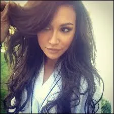 Qui est cette chanteuse et actrice américaine ?