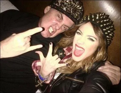 Que produit son père ?