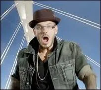 Les filles n'ont d'yeux que pour lui ! De quelle enseigne s'agit-il ?