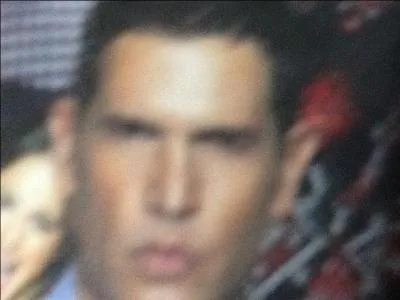 Comment s'appelle le père de Violetta ?