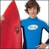 De qui le frère de Jo est-il amoureux ?