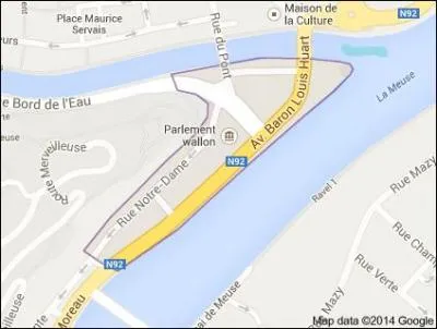 Le "Grognon" est le quartier qui constitue le centre historique de la ville belge de Namur. C'est là que confluent deux cours d'eau, la Meuse et...