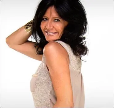 Elle se prénomme...