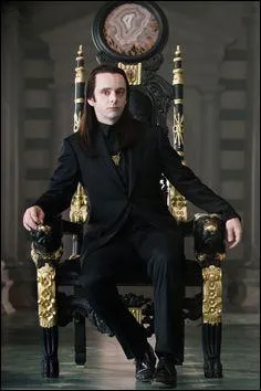 J'ai le don de télépathie tactile. Qui suis-je ?