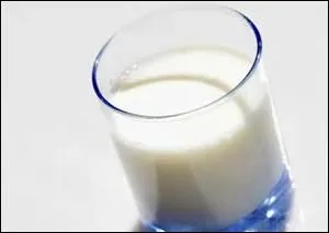 C'est un irlandais. Il a été en équipe avec Hornswoggle. C'est bien sûr : Fin"__".