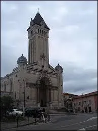 Située dans la banlieue de Lyon, Chaponost est donc une ville du département ...