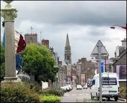 Nous visitons la ville Ornaise de La Ferté-Macé. Nous nous situons en région ...