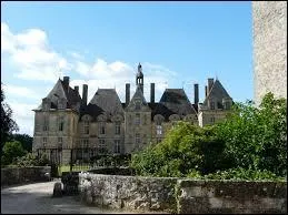 Située à une vingtaine de kilomètres de Parthenay, Saint-Loup-Lamairé est une commune du département ...