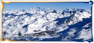 « Les Trois Vallées » est un domaine skiable situé en Savoie. Laquelle de ces vallées n'appartient pas à ce domaine ?