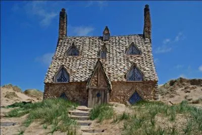 Comment se nomme la maison de Fleur Delacour et Bill Weasley ?