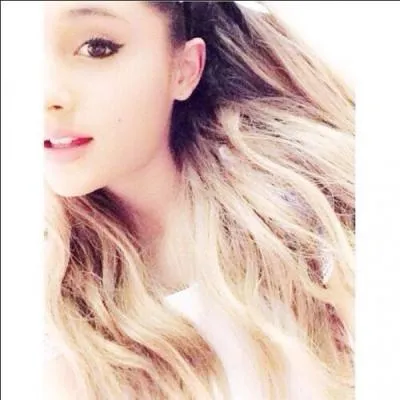 Quel est le compte Twitter d'Ariana Grande ?