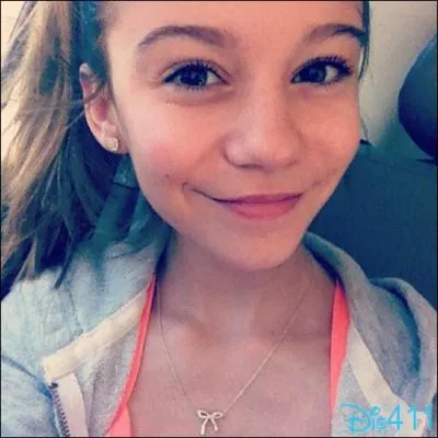 Quel est le compte Twitter de Genevieve Hannelius ?