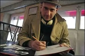 Cette bande dessinée a été créée par Julien Neel, c'est une BD française.