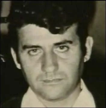 Cet homme s'appelle Marcel Barbeault. Quel est son pays d'origine ?