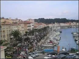 Nous partons nous reposer à Port-Vendres. Ville Catalane, elle se situe en région ...